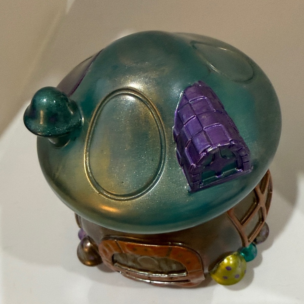 Unique Resin Mushroom House Jar - Picture 8 of 9
